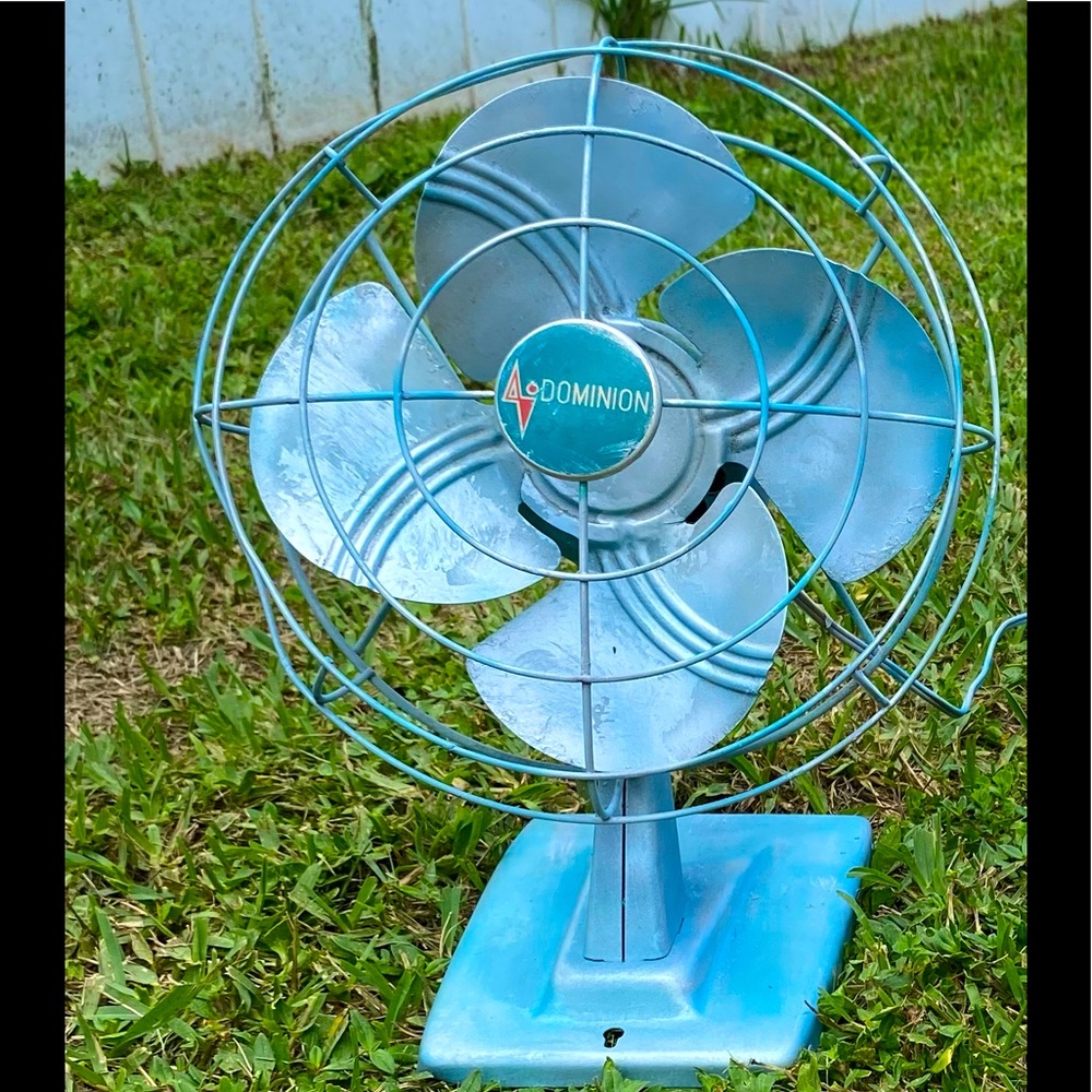 MID CENTURY MODERN DOMINION SEAFOAM FAN 💨 QUESTIONS? COMMENT BELOW!💨💨💨